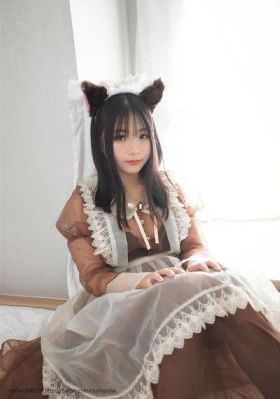 把粗大的玉势伸进王妃体内_在线手机观看